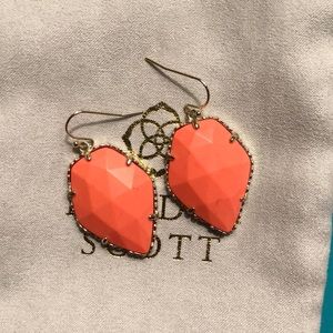 Kendra Scott coral Corley
